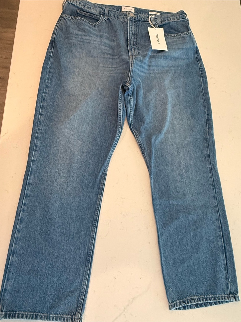 FRAME High N Tight Straight Jeans Size 34 Chesapeake Medium-Blue Wash New W/ Tag